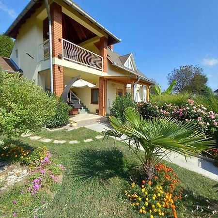 Rózsadomb Apartman Zalakaros Kültér fotó